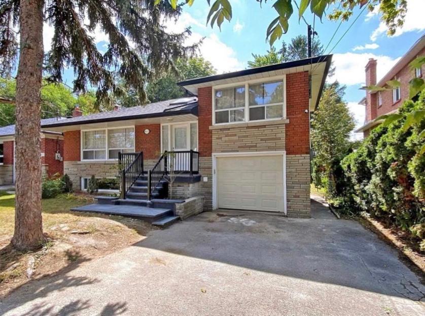 Cozy & Convenient 2-Bedroom Apartment With Private Entrance Toronto Exterior foto